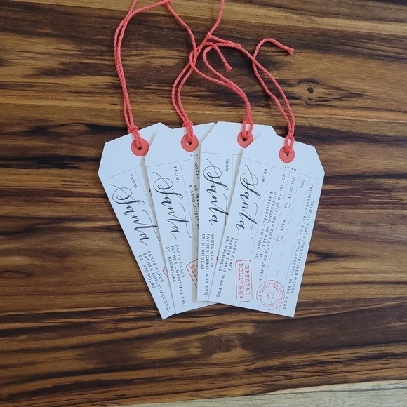 4- Official Santa Gift Tags | North Pole‎ - Picture 3 of 8